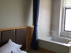 -望儿山温泉水乐园