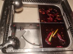 -海底捞火锅鲜切牛肉主题店(长寿路店)