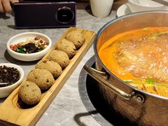 -野山舂·贵州现舂酸汤牛肉(民生路店)