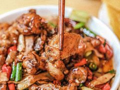 -鸿顺老铁锅美蛙鱼府(解放碑店)