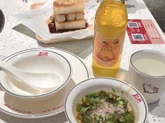 -三人行骨头王火锅(长寿店)
