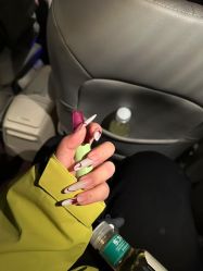 -Nail Me美甲美睫