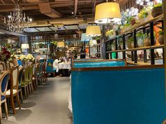 大堂-领鲜活海鲜榴莲自助火锅(东门店)