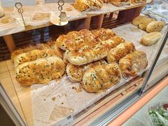 -顶东面包花园·生日蛋糕(香榭丽店)