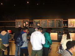 -星巴克(洛阳中州路王府井店)