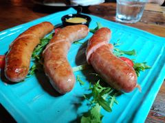 -SISTERS BAR RESTAURANT川意酒馆(嘉善老市H楼店)