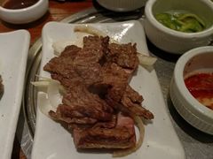 -萨拉伯尔(燕莎友谊商城店)