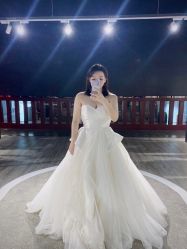 -第一夫人婚纱摄影(南京店)