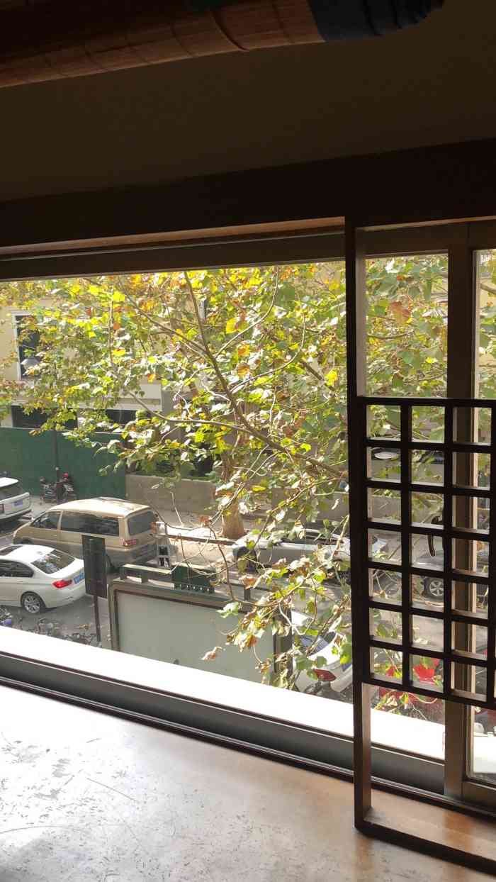 青藤茶馆(南山店)-"包厢是一周前预定的.因为是周末,人多的不.