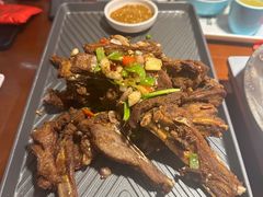 -魏铭鱼头捞饭(晋阳路店)