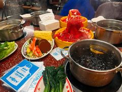 -四囍码头海鲜烧烤自助火锅(外滩南京东路悦荟广场店)