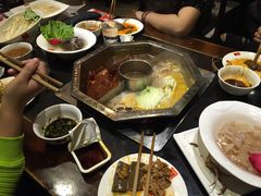 -佬土鹅肠火锅(解放路店)