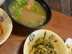 -舒蔡记生煎菜饭(云南中路店)