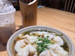 -默记孙抄手(经开万达店)