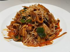 -老周家酱卤猪蹄私房菜(克拉玛依西街店)