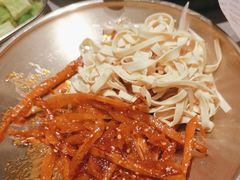 -草家酱蟹炭火烤肉店(珲春南路一店)