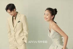 -雪中彩影婚纱摄影·微光艺术中心