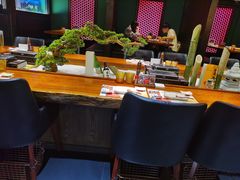 大堂-肉魁屋·烧肉·烧鸟·酒场(高新店)
