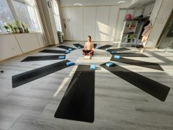 -亚太瑜伽普拉提学院