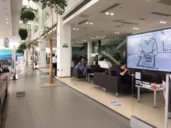 -上海宝宁宝马4S店