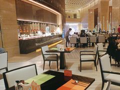 -惠州皇冠假日酒店·西餐厅·自助餐厅