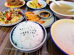 -三镇卤货二公司(汉街店)