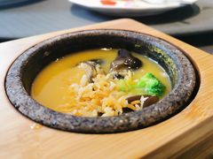 石锅脆米煮鲍鱼-望乡楼上海菜(日月光店)