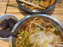 -柳州肥姨妈大骨螺蛳粉(曹路店)