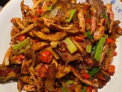 土萝卜干炒土腊肉-吃饭皇帝大土家民族菜(正大广场店)