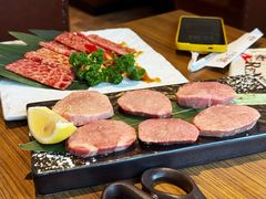 厚切牛舌-炼火烤肉店
