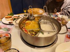 -樾餐厅泰式海鲜火锅(民歌湖店)