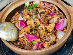 -胡须佬鸡煲四季火锅店(石厦西村直营店)