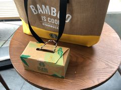 -星巴克(武汉金色港湾店)