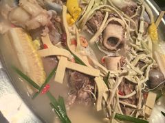 天都招牌骨头锅-天都火锅酒楼(虹梅南路店)