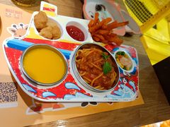 -莫莉哇咔亲子餐厅(乐堤港店)