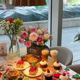 圣诞树下的甜蜜食光