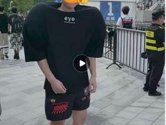 -上海体育场