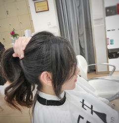 点击看大图 -简法造型·品牌形象店