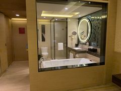 -广州花都皇冠假日酒店