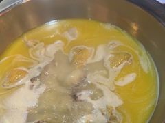 -鲜入围煮花胶鸡海鲜火锅
