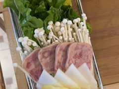 -沙胆彪炭炉牛杂煲(上海日月光广场店)