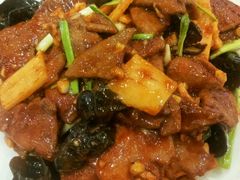 -闫府私房菜(经四路万达店)