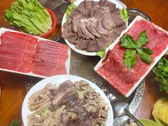 -尚品牛味汤锅火锅(康定总店)