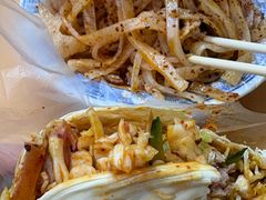 -牡丹广场薛栓子擀面皮大王