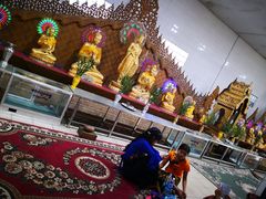 -ခြောက်ထပ်ကြီးရွှေသာလျောင်းဘုရားကြီး