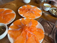 -三文彩虹鳟鱼庄