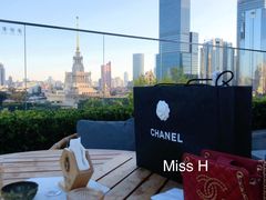 -CHANEL(恒隆广场店)