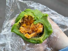 蛋黄肉松青团-许阿姨糕团店(南京总店)