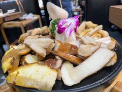 -一朵菌·野生菌探索家火锅(南亚店)