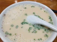 -老前童小吃(北明程路店)